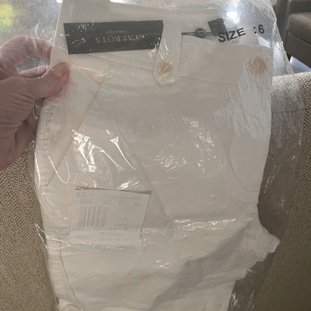 Talbots new in bag tab shorts